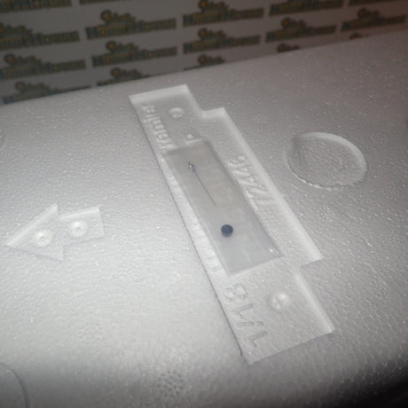 Biante / AutoArt 86963 - 1/18 Scale 1969 PETER BROCK HOLDEN HR PREMIER WINTON RACEWAY