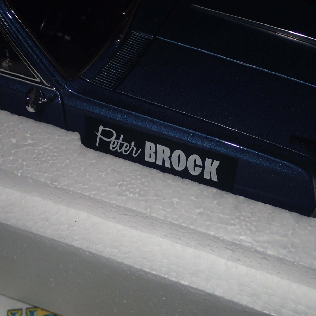 Biante / AutoArt 86963 - 1/18 Scale 1969 PETER BROCK HOLDEN HR PREMIER WINTON RACEWAY