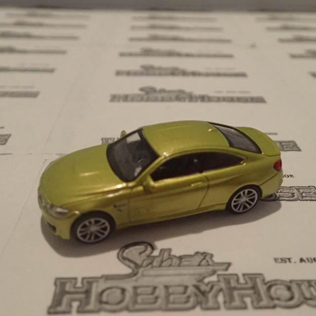 Minichamps - 870 027200 1/87 Scale - BMW M4 Coupe 2015 Yellow Metallic