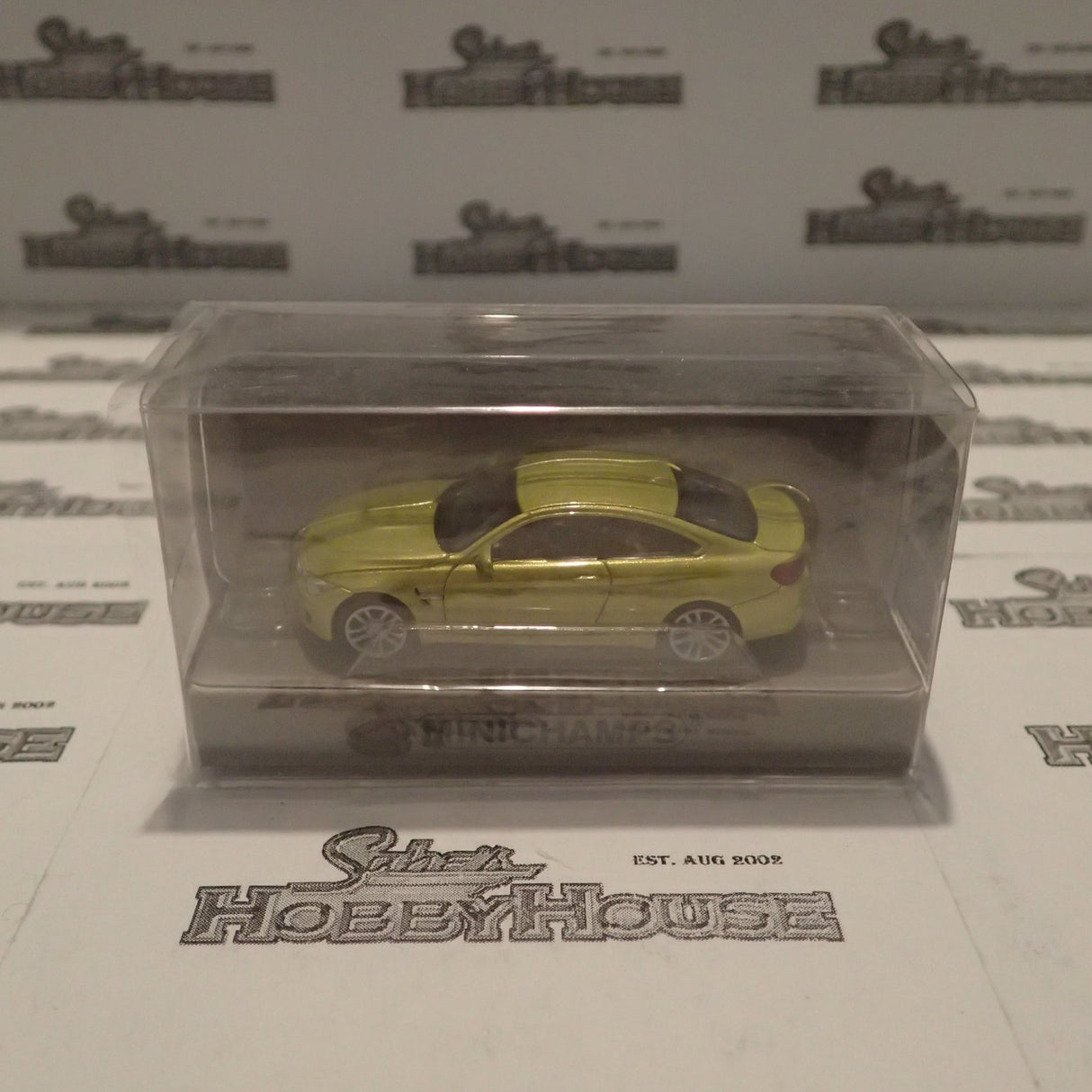 Minichamps - 870 027200 1/87 Scale - BMW M4 Coupe 2015 Yellow Metallic