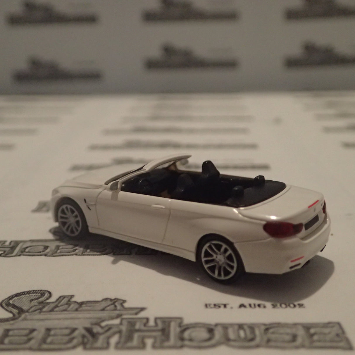 Minichamps - 870 027231 1/87 Scale - BMW M4 Cabriolet 2015 White