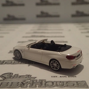 Minichamps - 870 027231 1/87 Scale - BMW M4 Cabriolet 2015 White