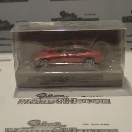 Minichamps - 870 037121 1/87 Scale - Mercedes AMG GTS 2015 Red Metallic