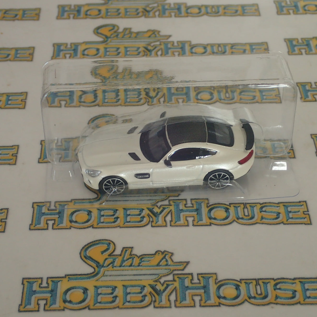 Minichamps - 870 037122 1/87 Scale - Mercedes AMG GTS 2015 White Metallic