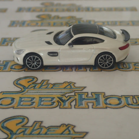 Minichamps - 870 037122 1/87 Scale - Mercedes AMG GTS 2015 White Metallic
