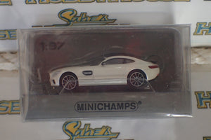 Minichamps - 870 037122 1/87 Scale - Mercedes AMG GTS 2015 White Metallic