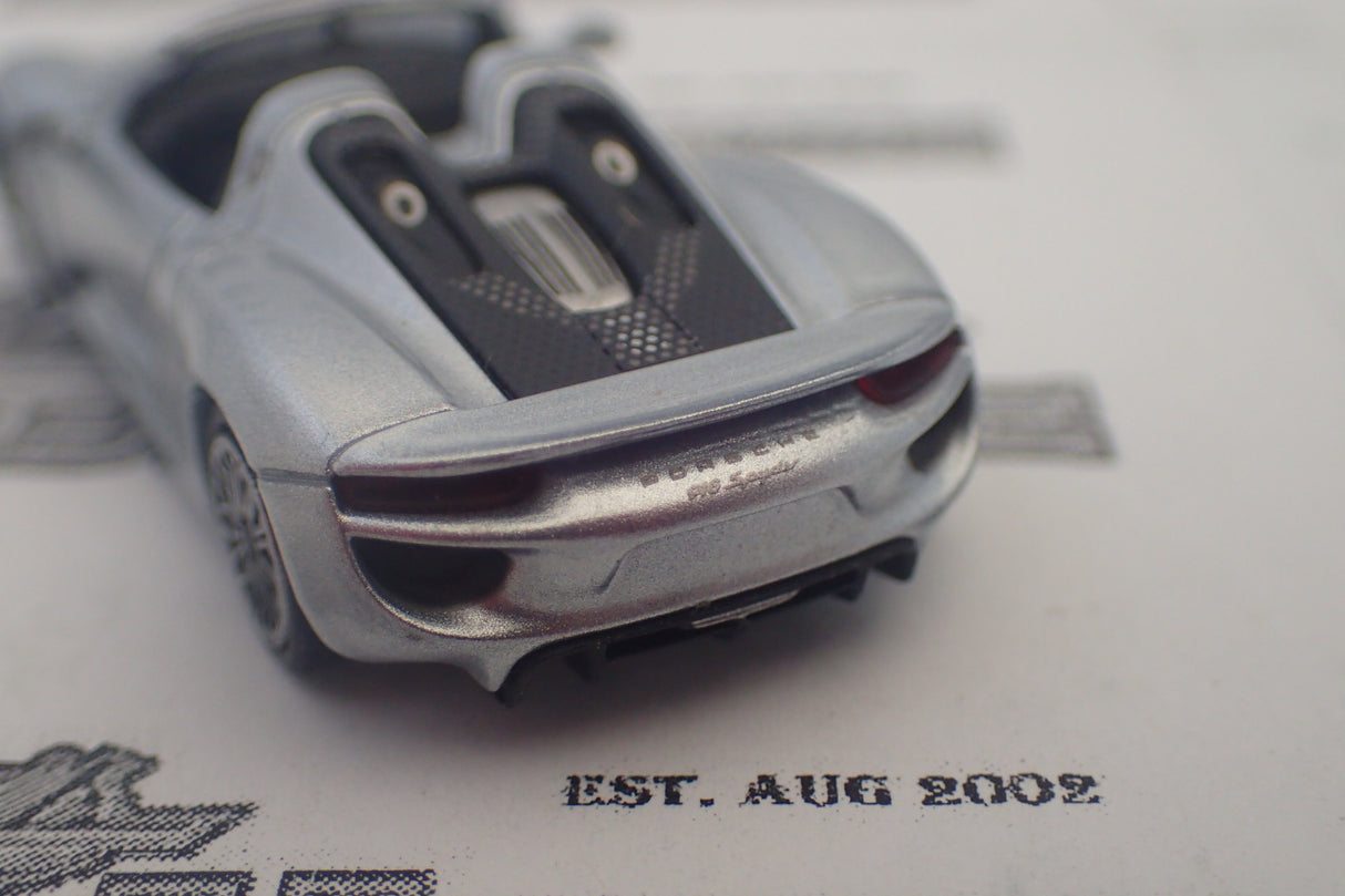 Minichamps - 870 062130 1/87 Scale - Porsche 918 Spyder 2015 Silver