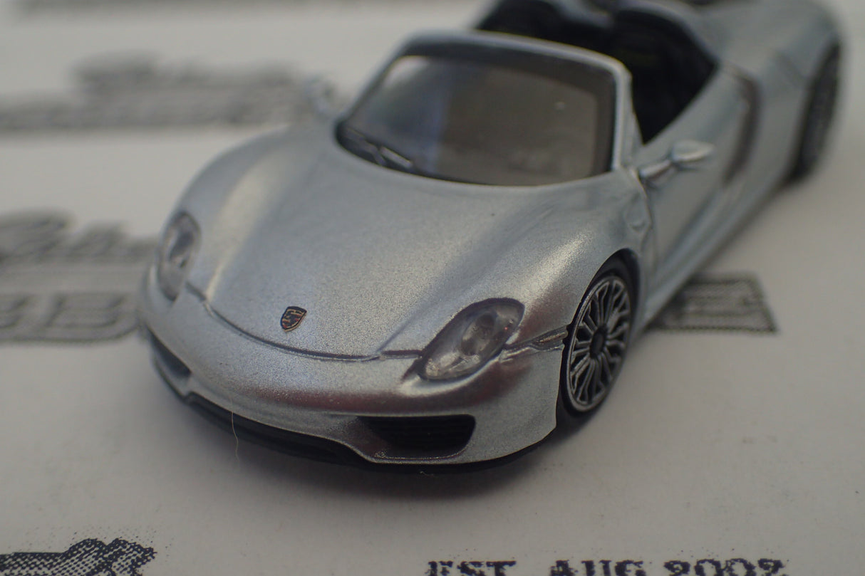 Minichamps - 870 062130 1/87 Scale - Porsche 918 Spyder 2015 Silver