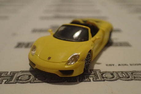Minichamps - 870 062131 1/87 Scale - Porsche 918 Spyder 2015 Yellow