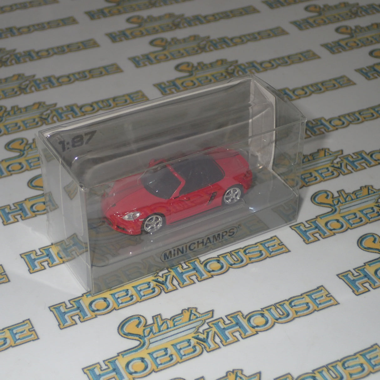 Minichamps 870 065130 - 1/87 Scale Porsche 718 Boxster 2016 in Red Scale Model Replica
