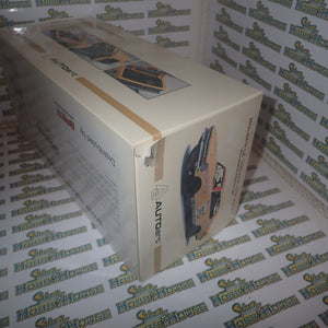 Biante/AutoArt 87060 1/18 Scale Holden 1970 LC Torana #39C Colin Bond