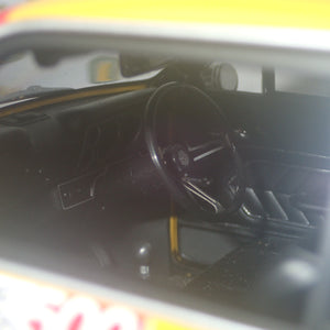 Biante/AutoArt 87060 1/18 Scale Holden 1970 LC Torana #39C Colin Bond