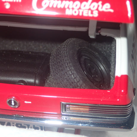 Biante/AutoArt 87162 1/18 Scale Holden 1971 LC Torana Colin Bond #31D