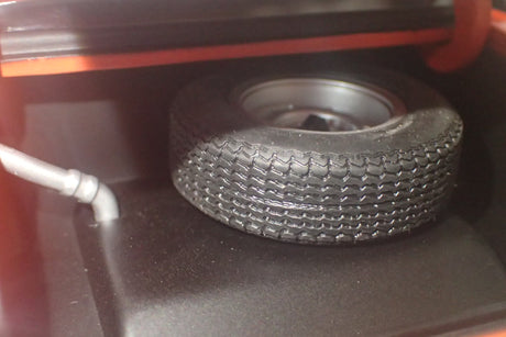 Biante AutoArt - 87214 1/18 1972 Bathurst - Falcon XY GTHO - Fred Gibson #8D