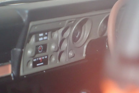 Biante AutoArt - 87214 1/18 1972 Bathurst - Falcon XY GTHO - Fred Gibson #8D