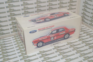 Biante AutoArt - 87214 1/18 1972 Bathurst - Falcon XY GTHO - Fred Gibson #8D
