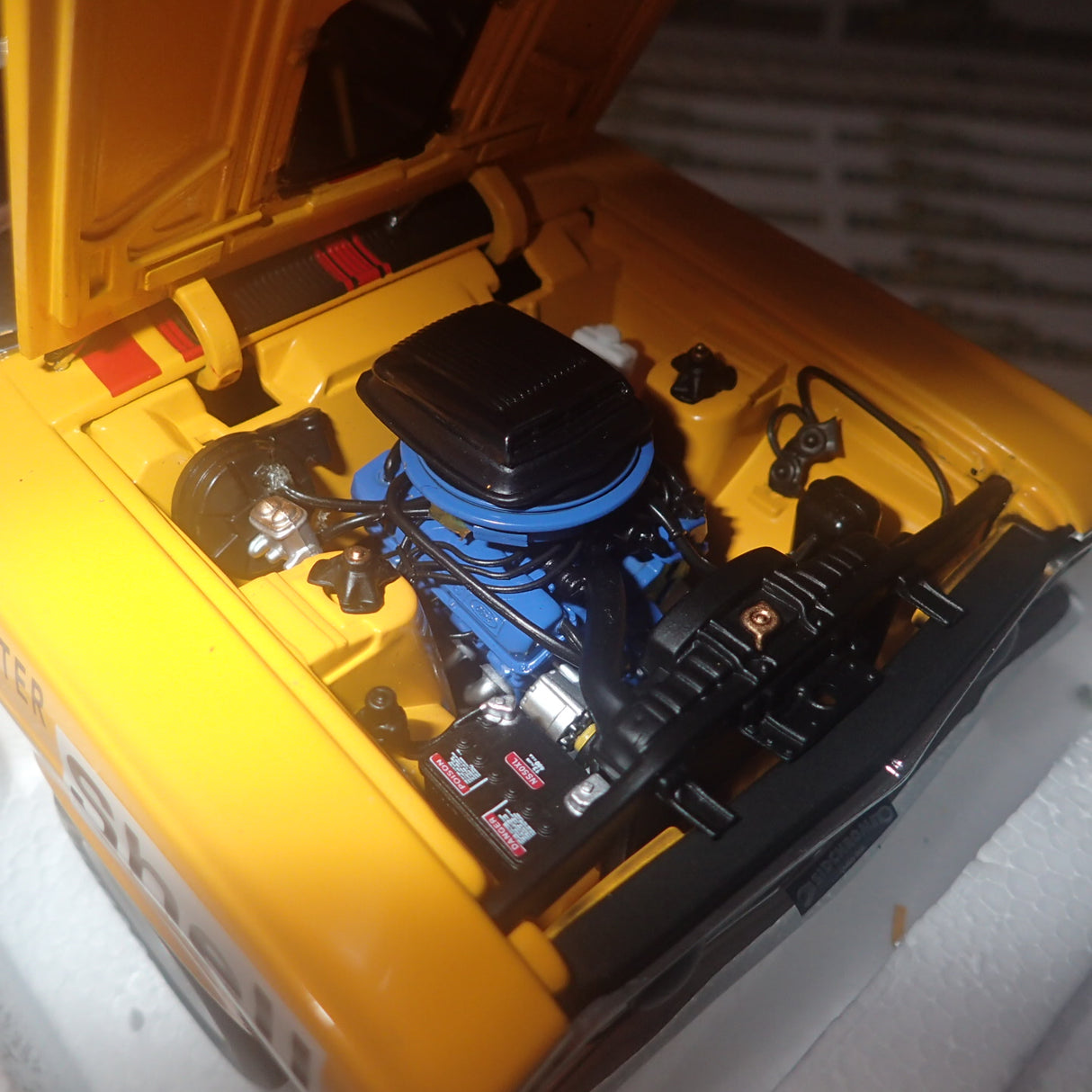 Biante AutoArt - 87310 1/18 Scale FORD FALCON XY GTHO PHASE 3 1973 MURRAY CARTER CAR #3