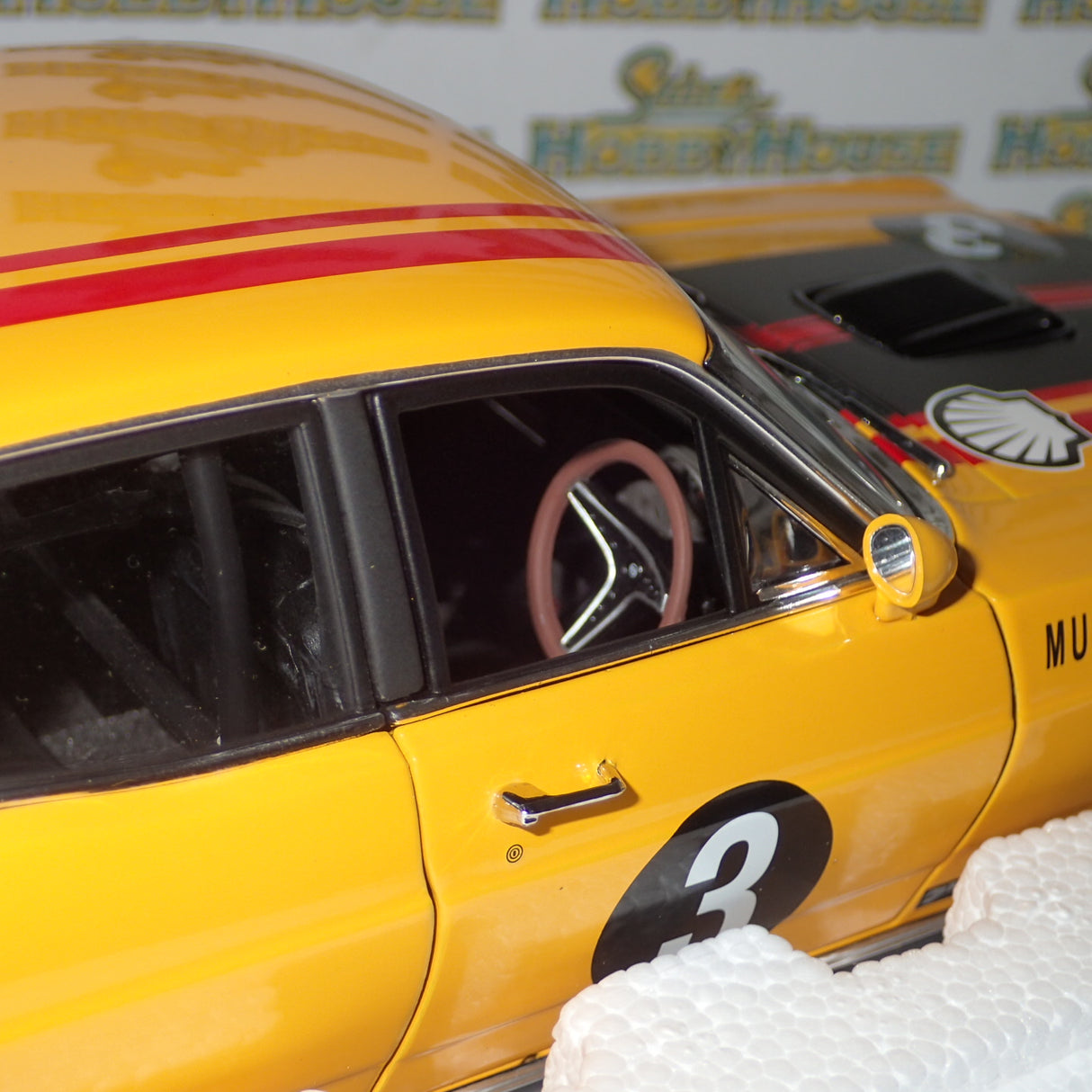 Biante AutoArt - 87310 1/18 Scale FORD FALCON XY GTHO PHASE 3 1973 MURRAY CARTER CAR #3
