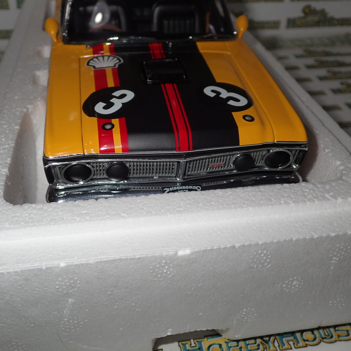Biante AutoArt - 87310 1/18 Scale FORD FALCON XY GTHO PHASE 3 1973 MURRAY CARTER CAR #3