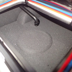 BIANTE AUTOart 87711 - 1/18 Ford XB GT Falcon Coupe 1977 ATCC Champion. SIGNED COA