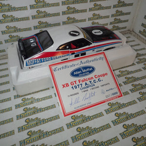 BIANTE AUTOart 87711 - 1/18 Ford XB GT Falcon Coupe 1977 ATCC Champion. SIGNED COA