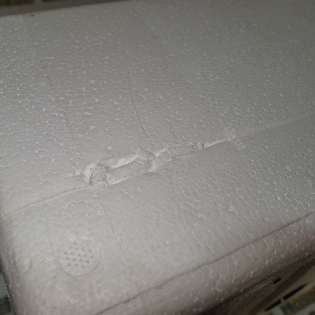 BIANTE AUTOart 87711 - 1/18 Ford XB GT Falcon Coupe 1977 ATCC Champion. SIGNED COA