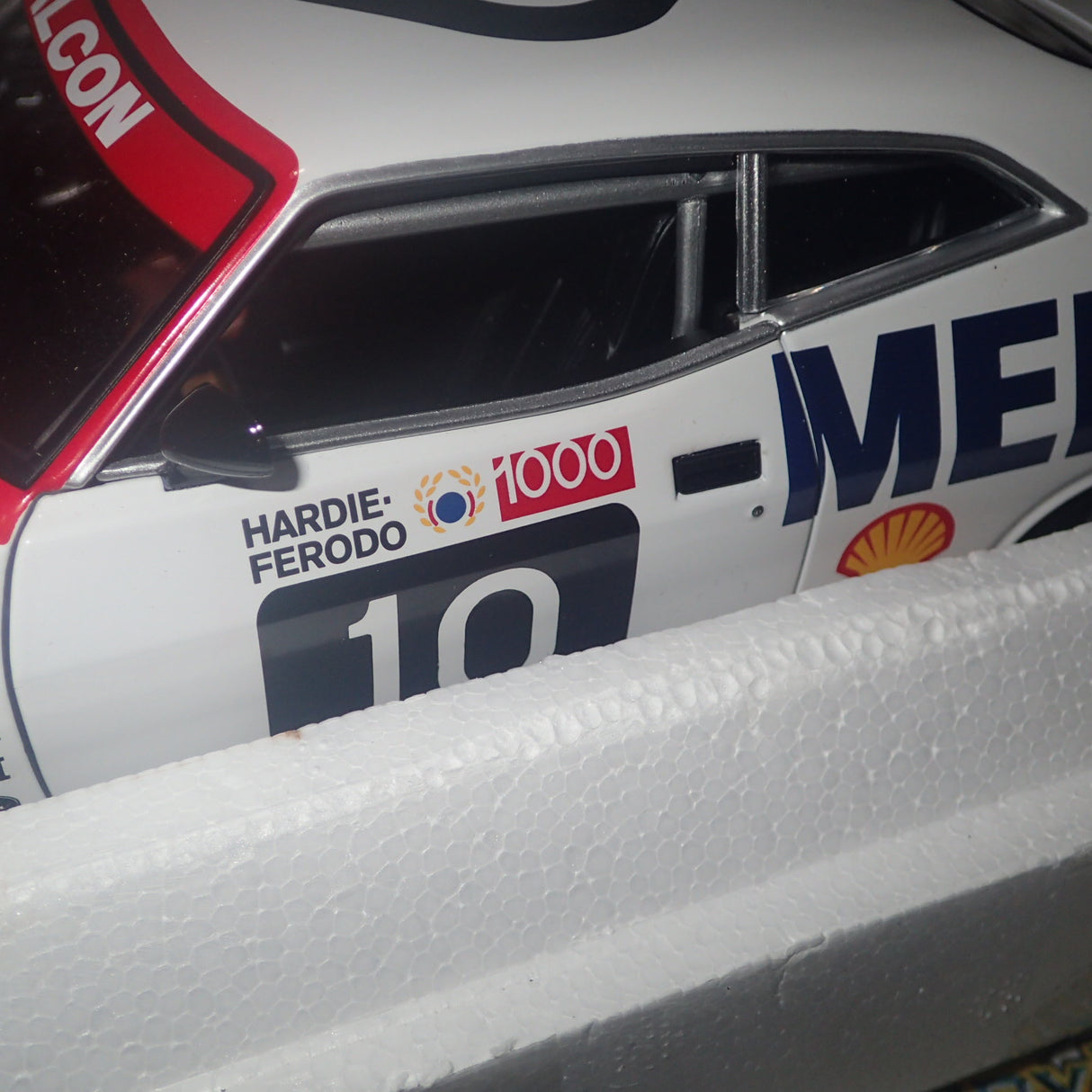 Biante 87714 - 1/18 Scale Ford Falcon XB Bathurst 1000 1977 Diecast Scale Model Replica