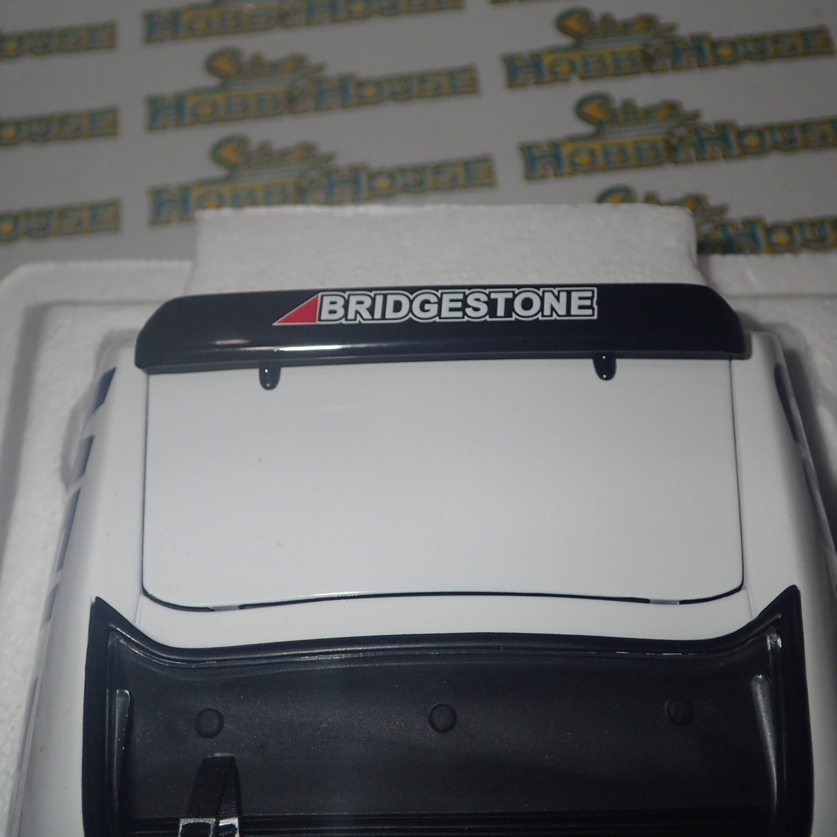 Biante 87714 - 1/18 Scale Ford Falcon XB Bathurst 1000 1977 Diecast Scale Model Replica