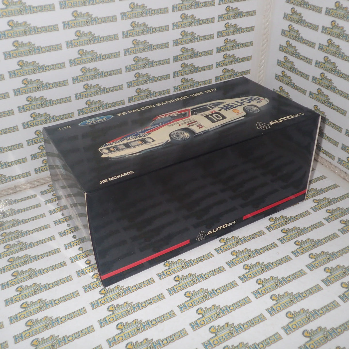 Biante 87714 - 1/18 Scale Ford Falcon XB Bathurst 1000 1977 Diecast Scale Model Replica