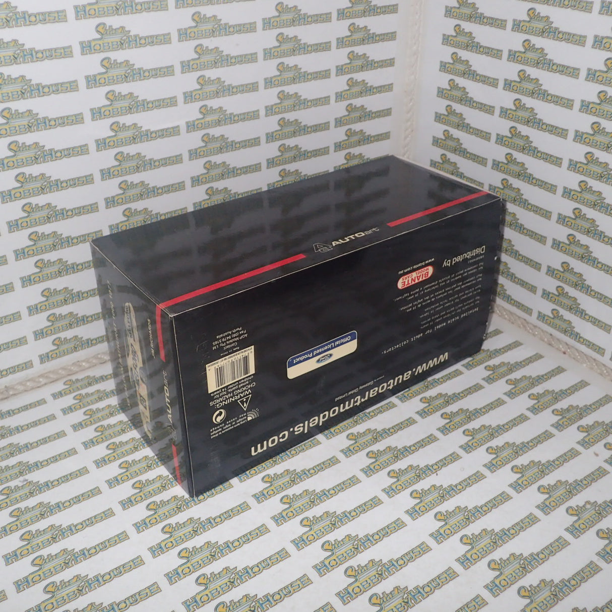 Biante 87714 - 1/18 Scale Ford Falcon XB Bathurst 1000 1977 Diecast Scale Model Replica