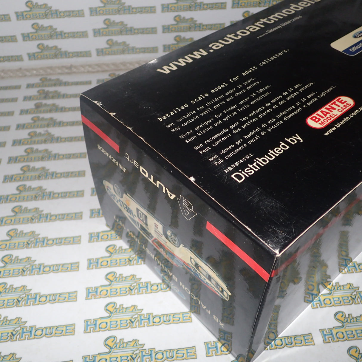 Biante 87714 - 1/18 Scale Ford Falcon XB Bathurst 1000 1977 Diecast Scale Model Replica