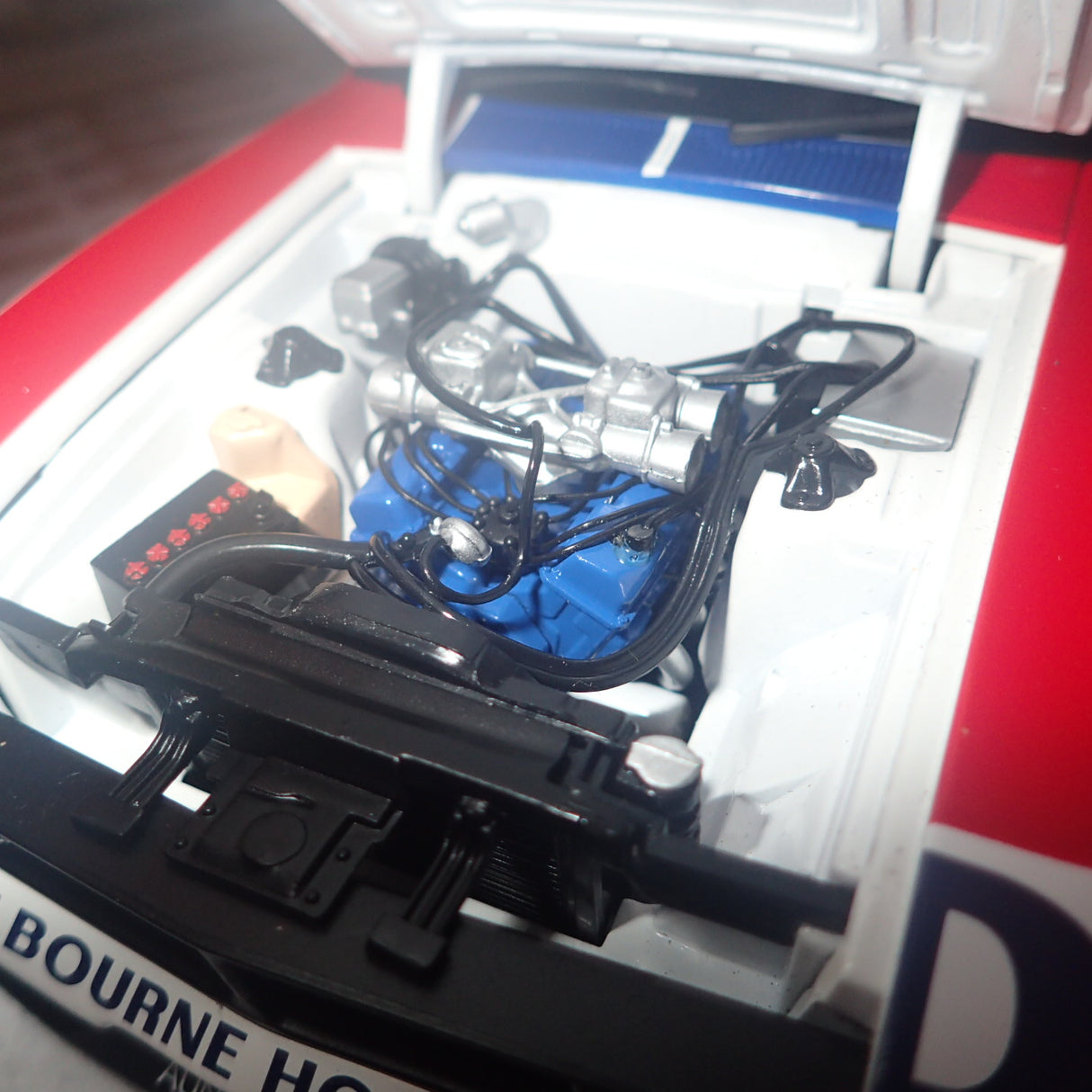 Biante 87714 - 1/18 Scale Ford Falcon XB Bathurst 1000 1977 Diecast Scale Model Replica