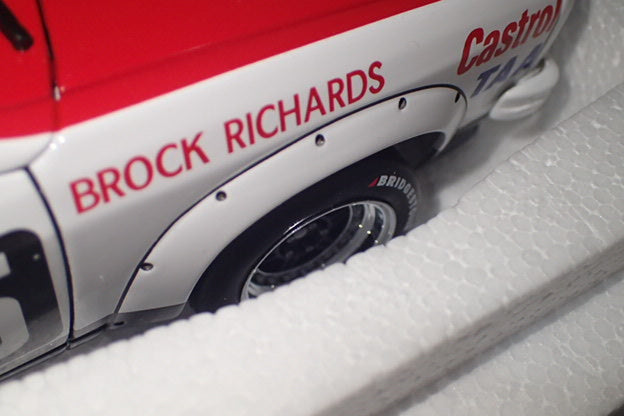 Biante/AutoArt 87962 - 1/18 Scale 979 BATHURST WINNER PETER BROCK HOLDEN A9X TORANA