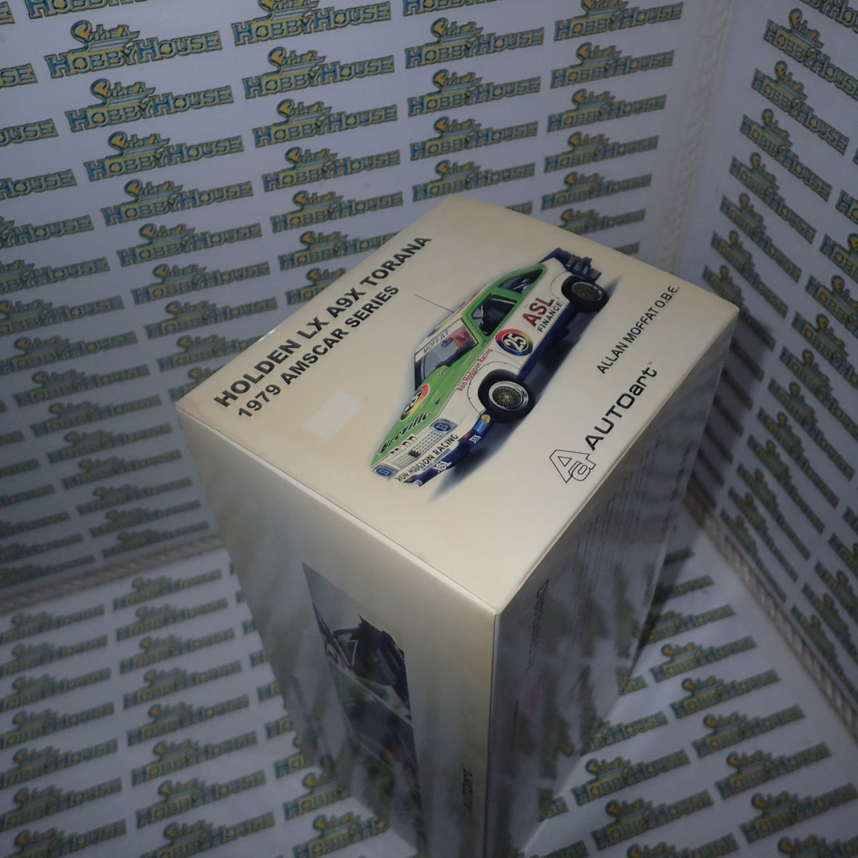 Biante/AutoArt 87964 - 1/18 Scale Holden LX Torana A9X as driven by Allan Moffat in the 1979 Amscar series.