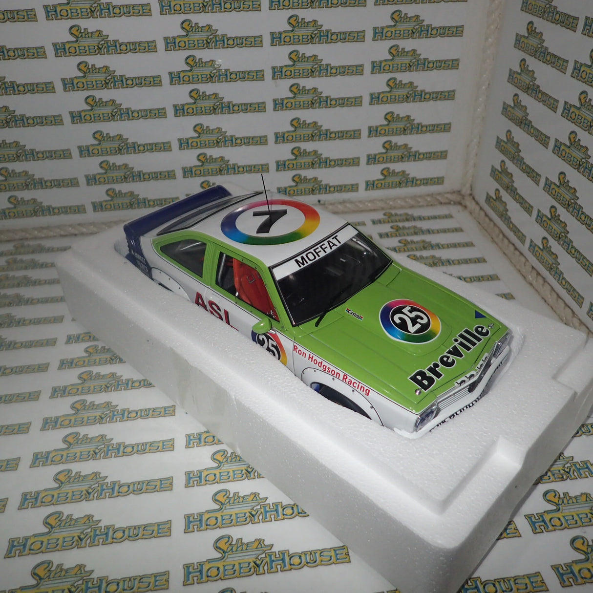 Biante/AutoArt 87964 - 1/18 Scale Holden LX Torana A9X as driven by Allan Moffat in the 1979 Amscar series.