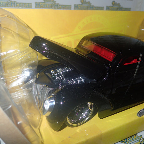 JADA Toys D-RODZ 90280 - 1:24 1940 FORD