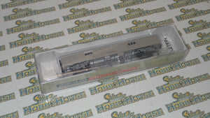 Walthers 932-55092 - Pullman-Standard Streamlined 72' Baggage Car -- Santa Fe (Smooth Sides, silver)