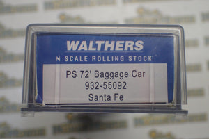 Walthers 932-55092 - Pullman-Standard Streamlined 72' Baggage Car -- Santa Fe (Smooth Sides, silver)