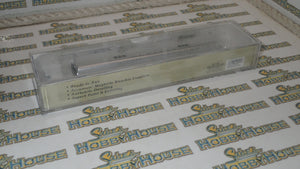 Walthers 932-55092 - Pullman-Standard Streamlined 72' Baggage Car -- Santa Fe (Smooth Sides, silver)