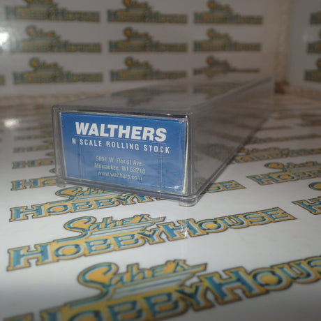 Walthers 932-55097 - Pullman-Standard Streamlined 72' Baggage Car Pennsylvania Railroad (Smooth Sides, Tuscan)