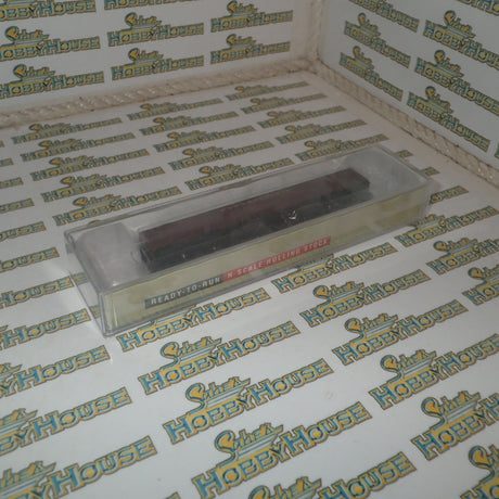 Walthers 932-55097 - Pullman-Standard Streamlined 72' Baggage Car Pennsylvania Railroad (Smooth Sides, Tuscan)