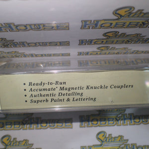 Walthers 932-55100 - 72' Pullman-Standard Baggage Car w/Smooth Sides - Rock Island (silver)