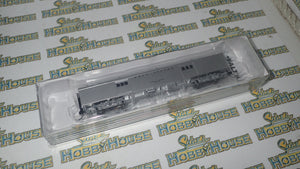 Walthers 932-55100 - 72' Pullman-Standard Baggage Car w/Smooth Sides - Rock Island (silver)