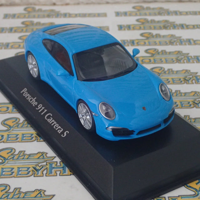 Maxichamps - 1/43 Scale - 2012 Porsche 911 Carrera S in Blue Diecast Model Replica