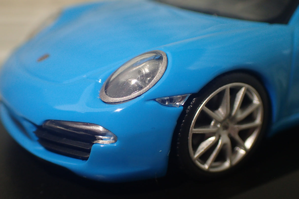 Maxichamps - 1/43 Scale - 2012 Porsche 911 Carrera S in Blue Diecast Model Replica