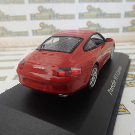 Maxichamps - 1/43 Scale - Porsche 911 Carrera 2001 in Orange Red Metallic Scale Model Replica