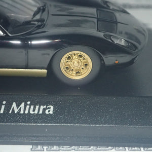 Maxichamps 940 103000 - 1/43 Scale Lamborghini Miura 1966 in Black Scale Model Replica crack in display case