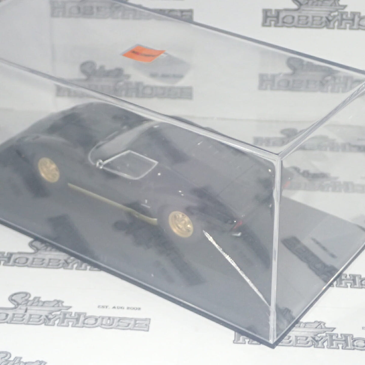 Maxichamps 940 103000 - 1/43 Scale Lamborghini Miura 1966 in Black Scale Model Replica crack in display case