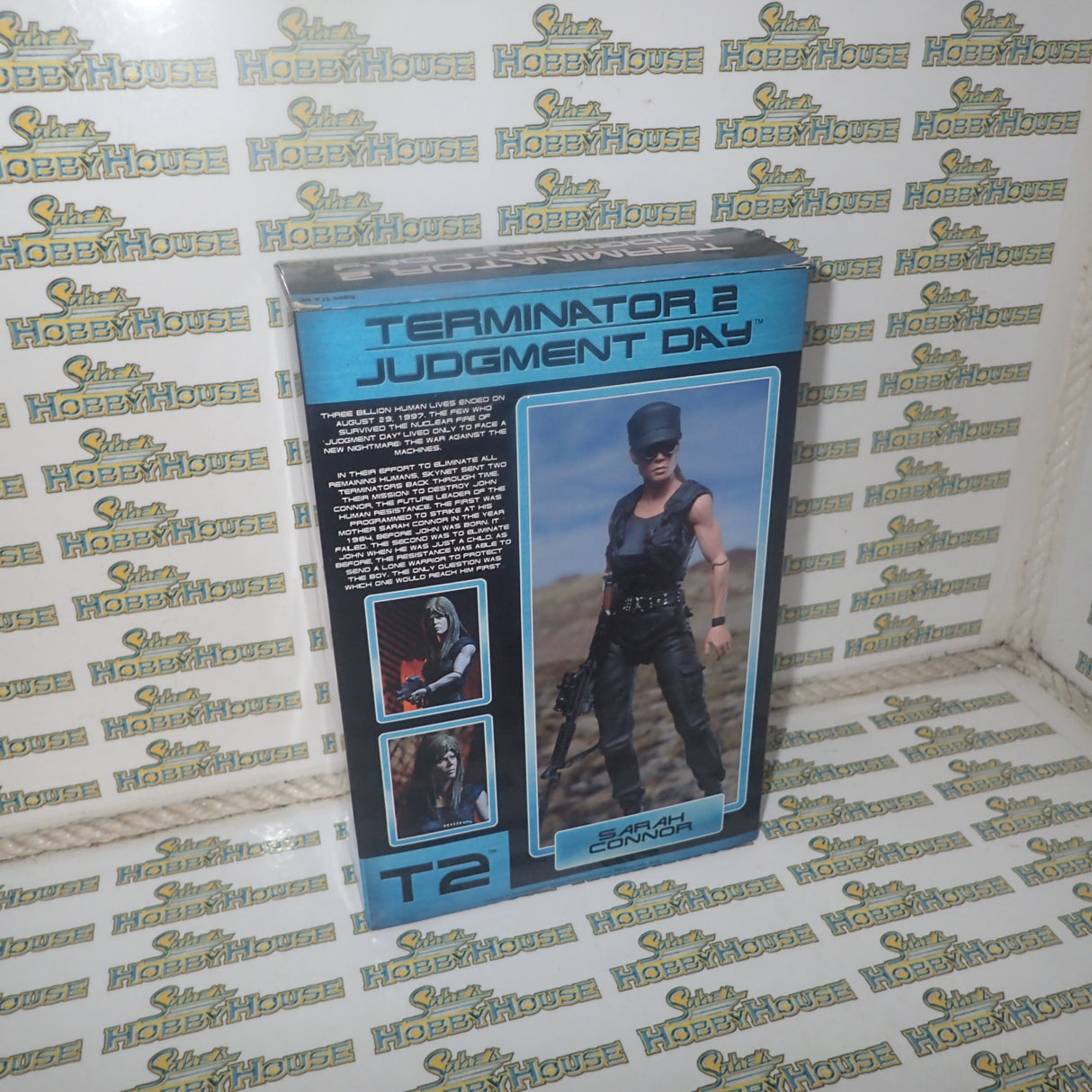 NECA 966N081015 - Terminator 2 Judgement Day Sarah Connor 18cm Action Figure