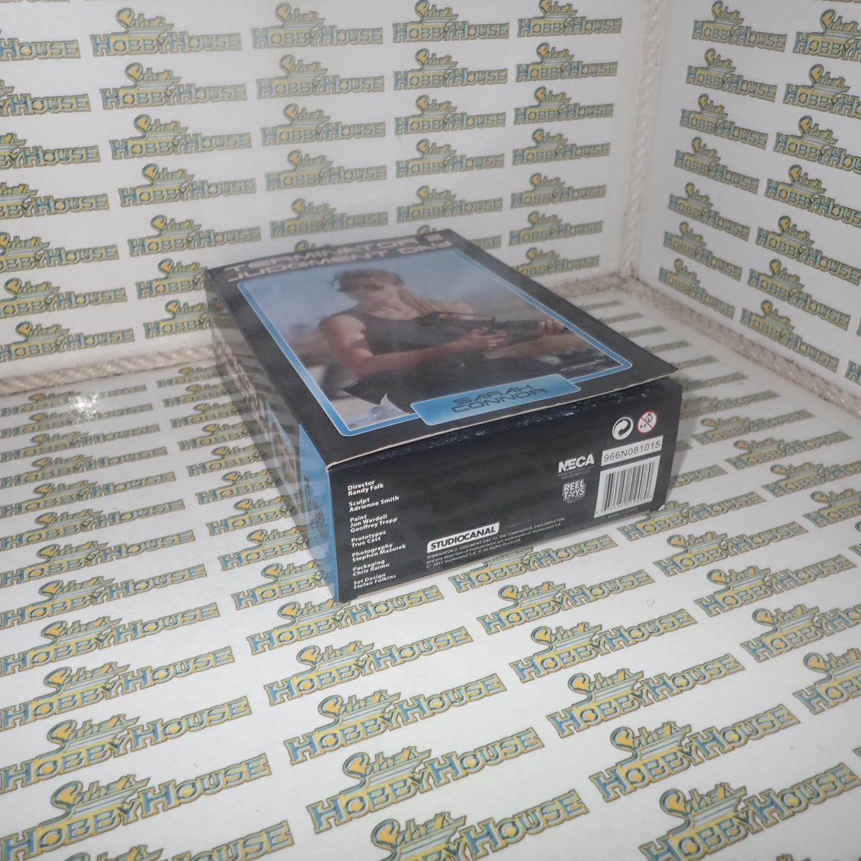 NECA 966N081015 - Terminator 2 Judgement Day Sarah Connor 18cm Action Figure